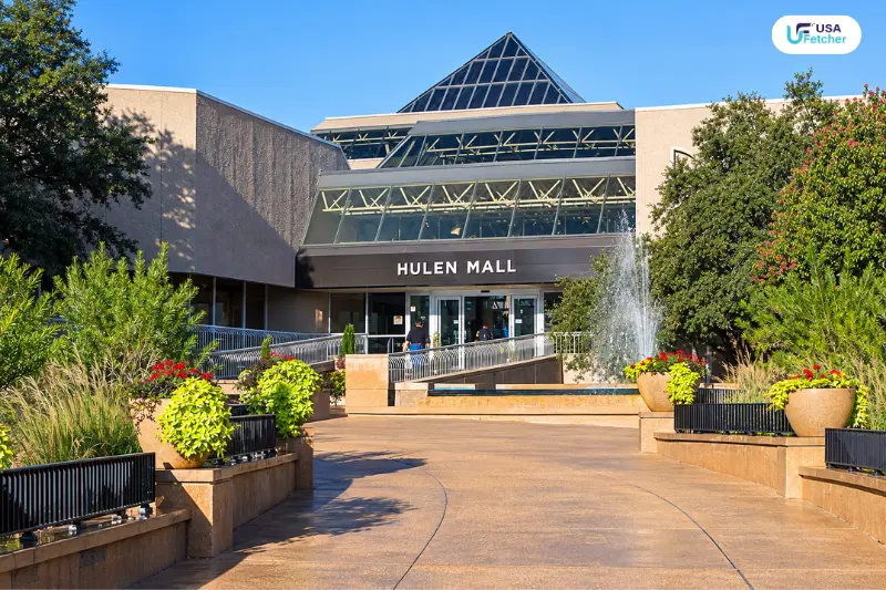 Hulen Mall main entrance in Fort Worth, Texas